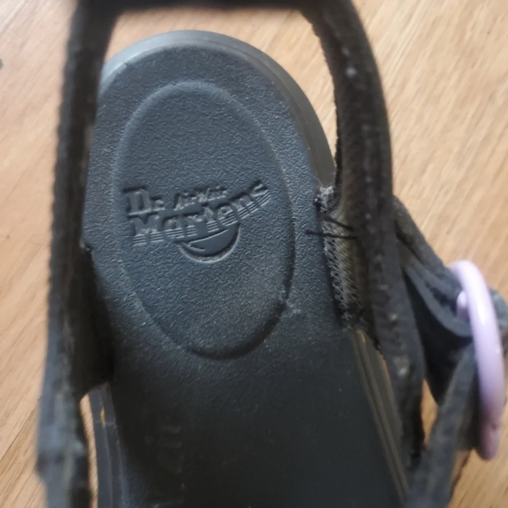 Doc Marten Marlow Heart Kids Sandals, Size 3